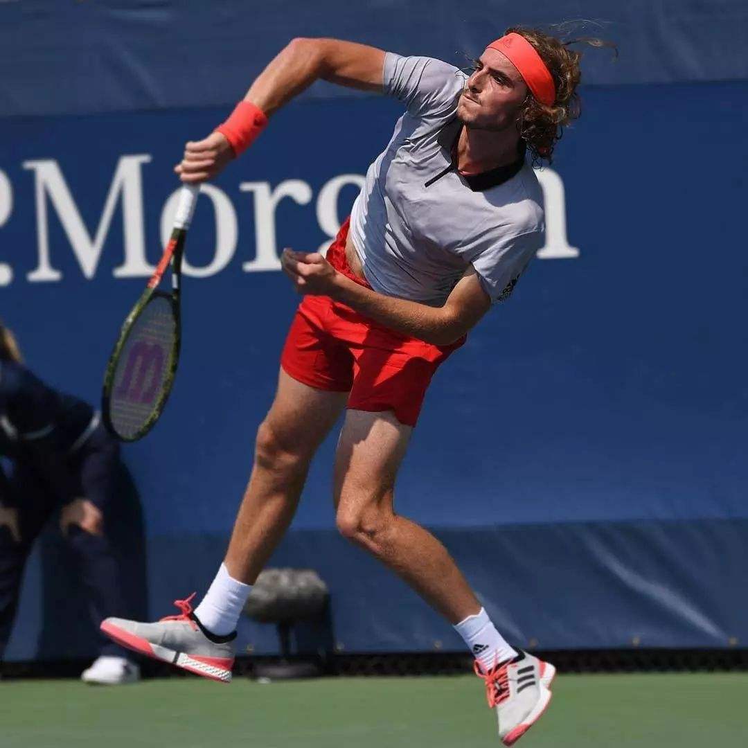 战术调整引发热议!,纳达尔在老鹰比赛中比赛规则变更赢得满堂喝彩 战术调整引发热议!,纳达尔在老鹰比赛中比赛规则变更赢得满堂喝彩