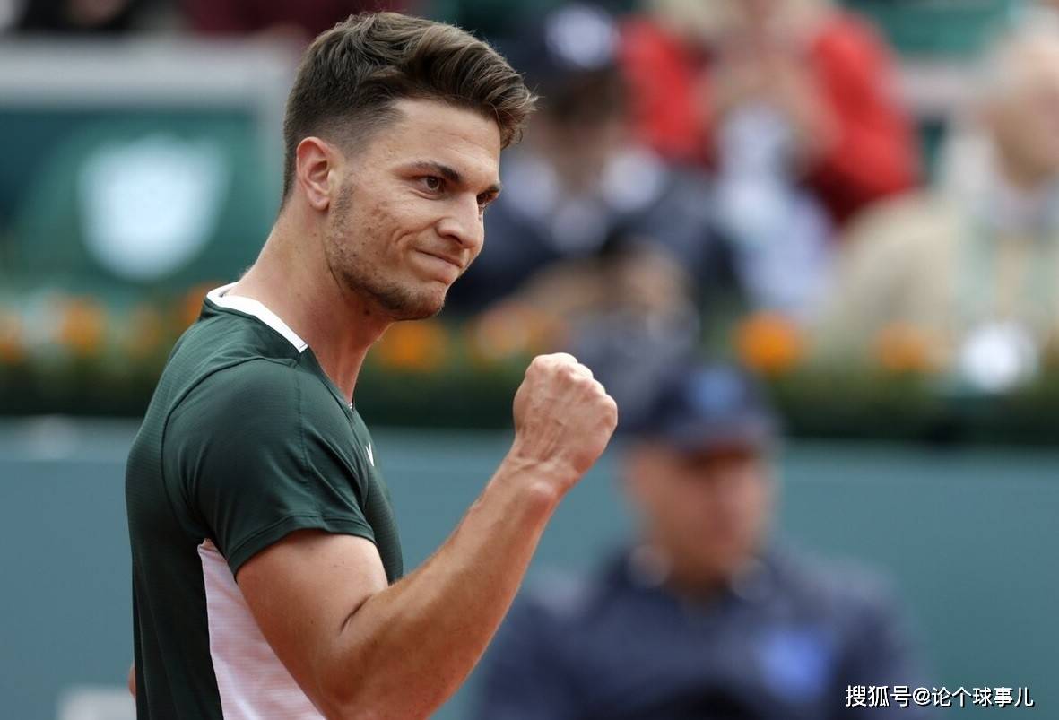 HTH sports-荷甲赛前走向成谜，上海海港状态回暖，质疑声仍在，临场指挥获称赞-HTH sports