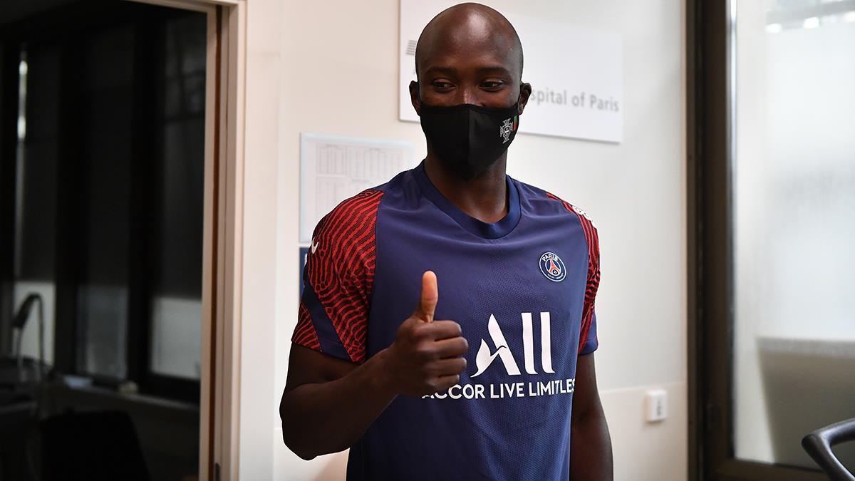 转折点波尔图调整名单；意甲赛前攻防权衡；气氛紧张；身体对抗强度拉满