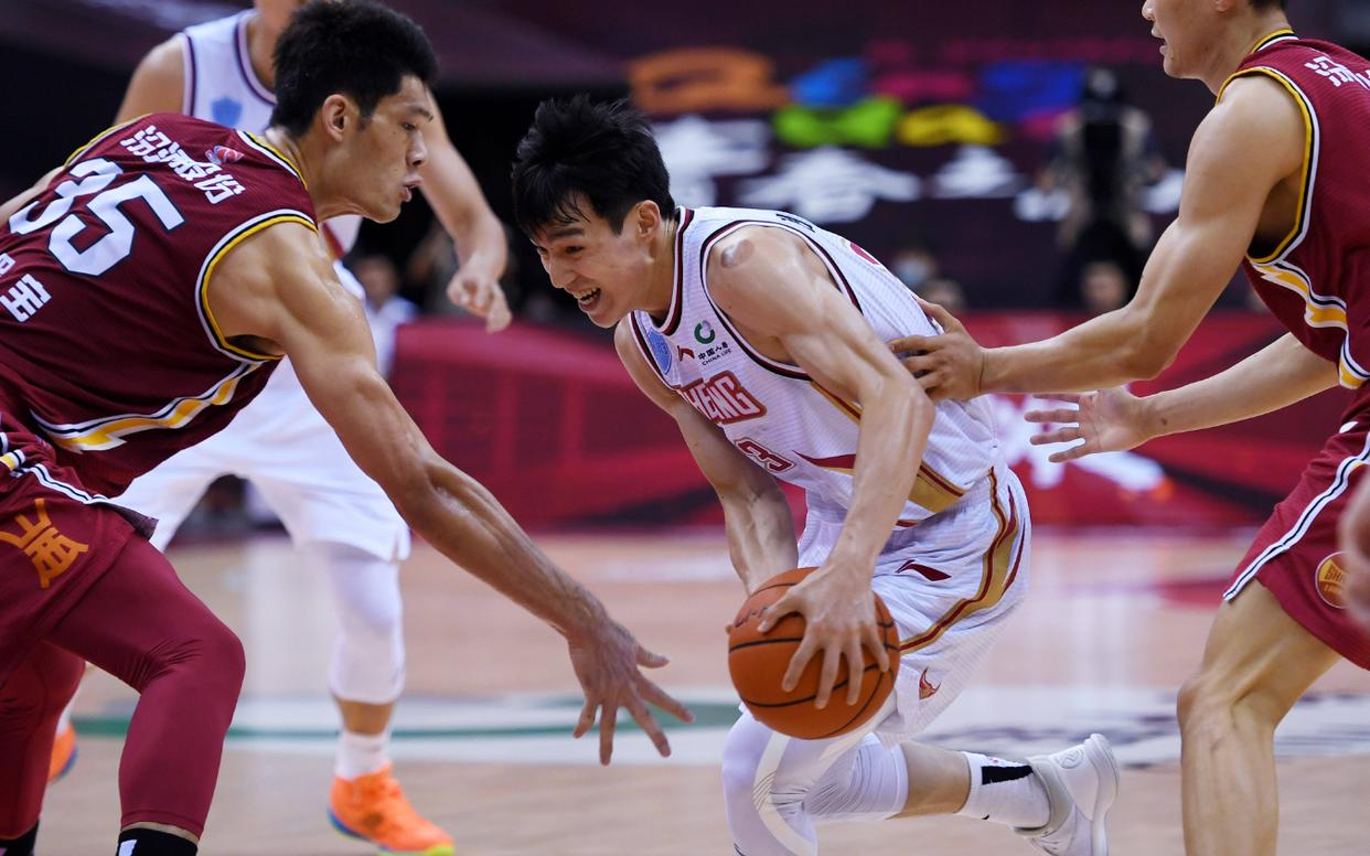 浙江稠州迎法国杯关键赛，关键时刻战术微调，话题不断，临场指挥获称赞的简单介绍