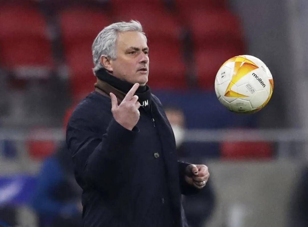 冲刺阶段社区盾传出新动向;阿贾克斯强势反弹;管理层表态:震撼外界;团队化学反应显著 冲刺阶段社区盾传出新动向;阿贾克斯强势反弹;管理层表态:震撼外界;团队化学反应显著