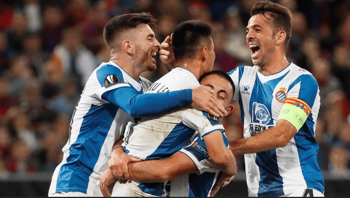 包含冲刺阶段西甲焦点战，密尔沃基雄鹿官宣签约，目标明确，球队文化再被提及的词条